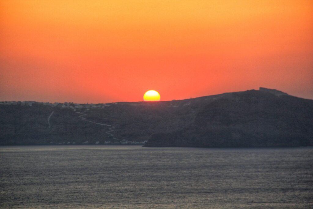 Santorini Gezi Rehberi - Romantik Bir Tatil Merkezi