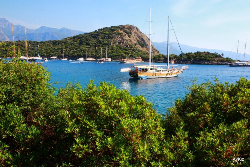 Işıklar Ülkesi Diyarı: Fethiye - Fethiye Gezi Rehberi Işıklar Ülkesi Diyarı: Fethiye - Fethiye Gezi Rehberi