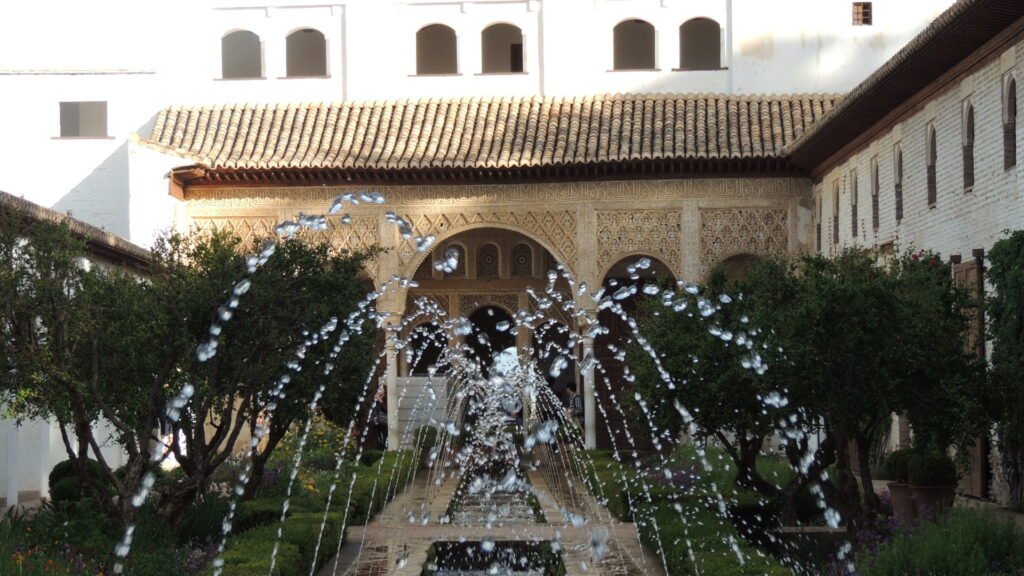 Endülüs'ün Mistik Şehri: Granada Gezi Rehberi