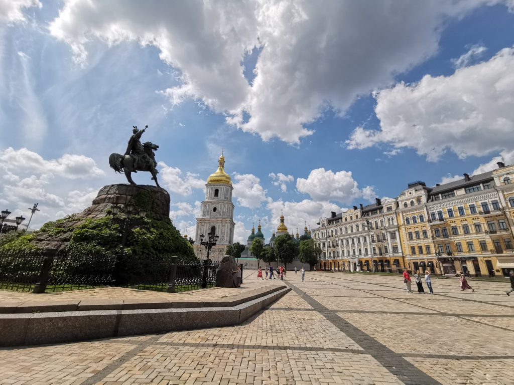Kiev Gezilecek Yerler ve Rotalar Rehberi - Ukrayna'nın Görkemli Başkenti