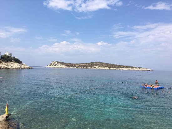 Nergis çiçekleriyle ünlü Karaburun - Karaburun Gezi Rehberi İncirli plajı - Karaburun Gezi Rehberi