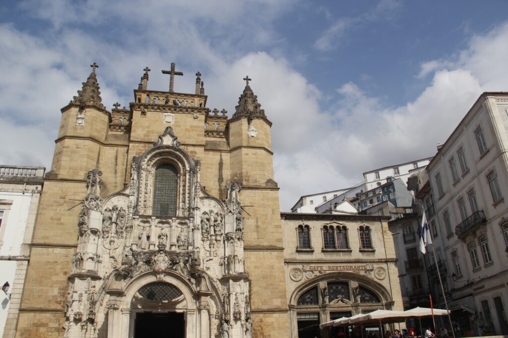 Santa Cruz Manastırı - Coimbra Seyahat Rehberi