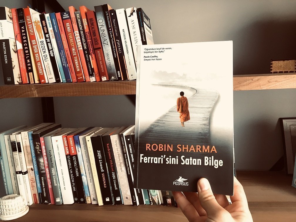 Ferrari'sini Satan Bilge - Robin Sharma - En iyi 10 Kişisel Gelişim Kitabı