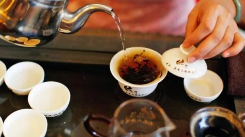 Çay Kültürü Hakkında Bilmeniz Gerekenler 101 | Dünya'da Çay