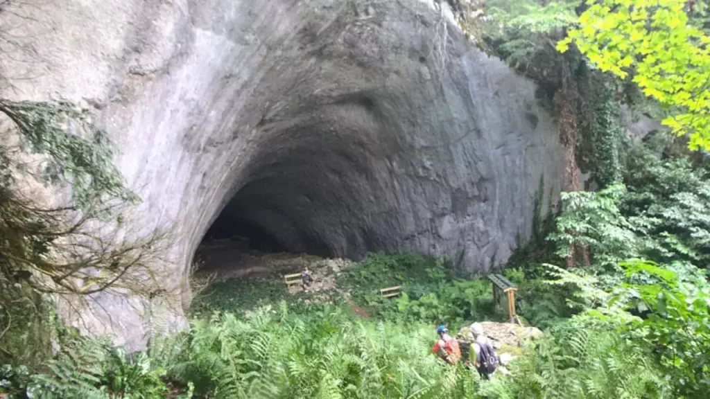  Pınarbaşı Gezi Rehberi  - Ilgarini Mağarası