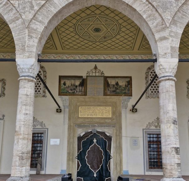 Mustafa Paşa Camii - Üsküp Gezi Rehberi