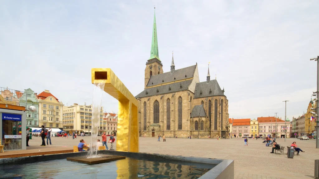Pilsen Gezi Rehberi - St. Bartholomew Katedrali