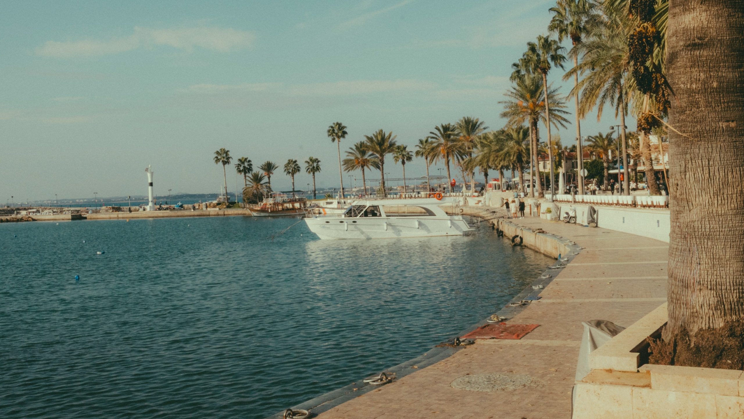 Side’de Gezilecek Yerler | Tarih ve Denizin Buluştuğu Side'de 8 Muhteşem Mekan Side’de Gezilecek Yerler