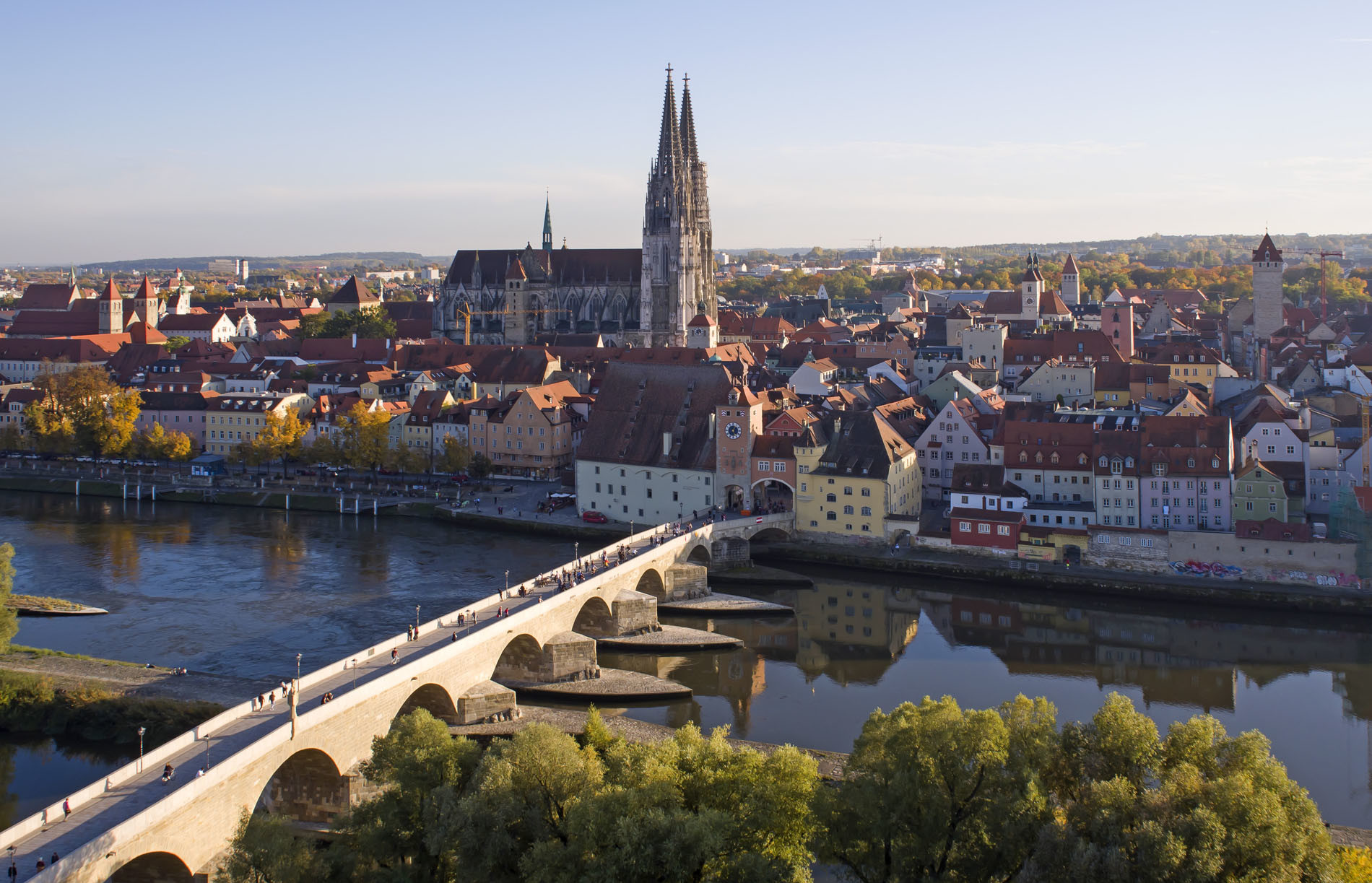 Regensburg Gezi Rehberi - Steinerne Brücke