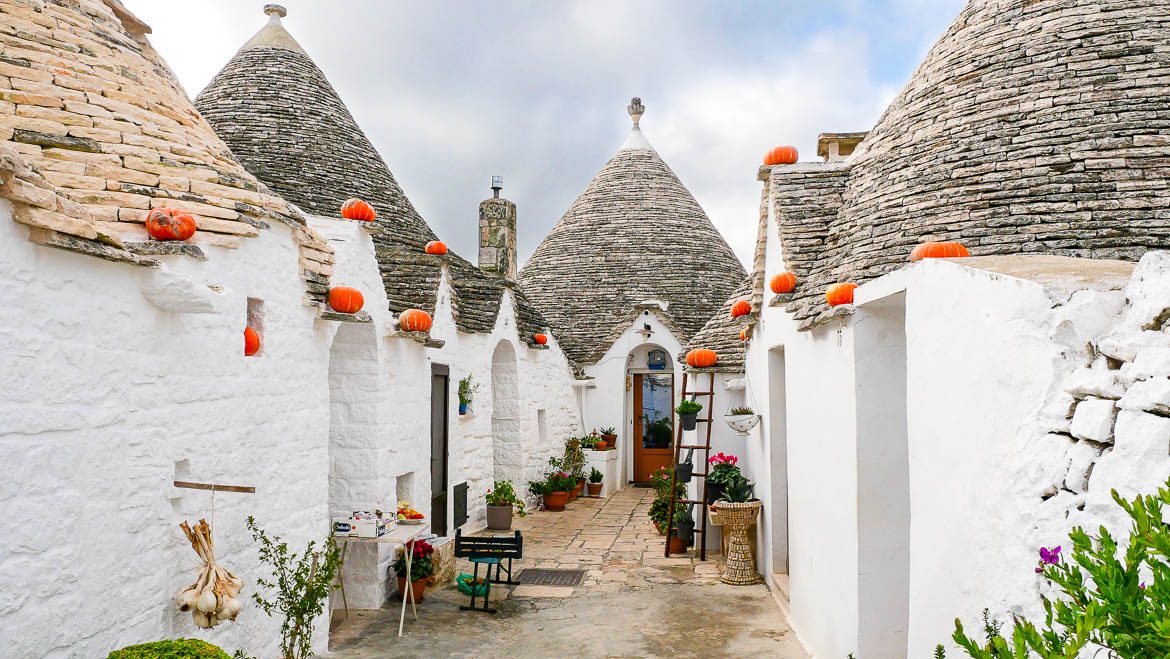 Bari Gezi Rehberi - Alberobello